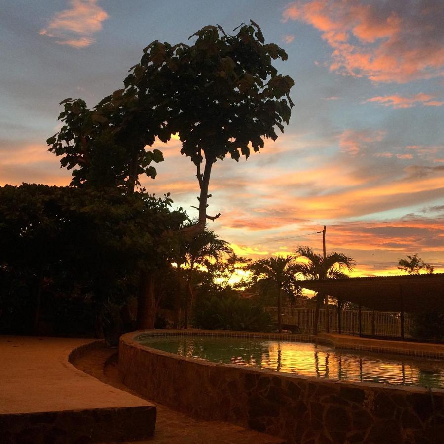 Cabinas Flamingo Playa Flamingo Bagian luar foto